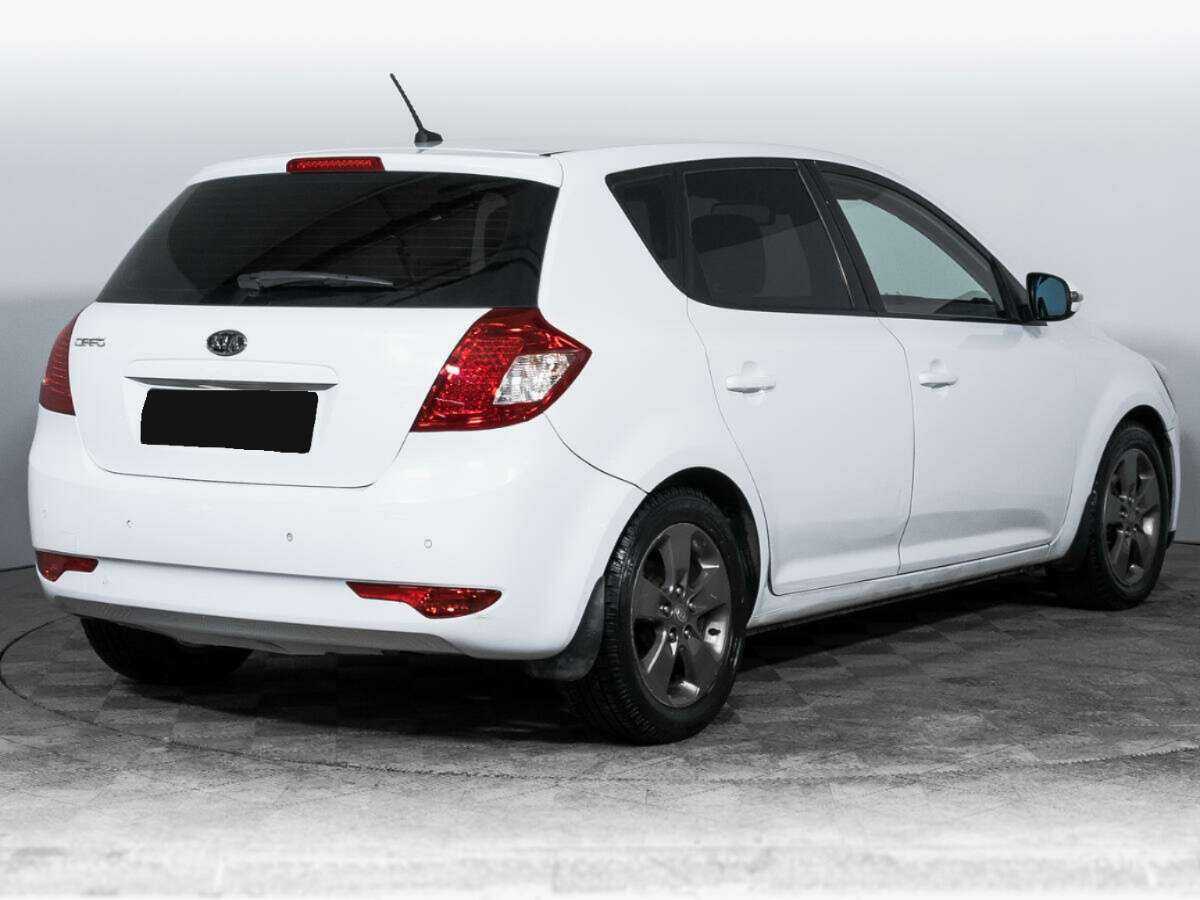 Купить Kia Ceed с пробегом. Фото: #4