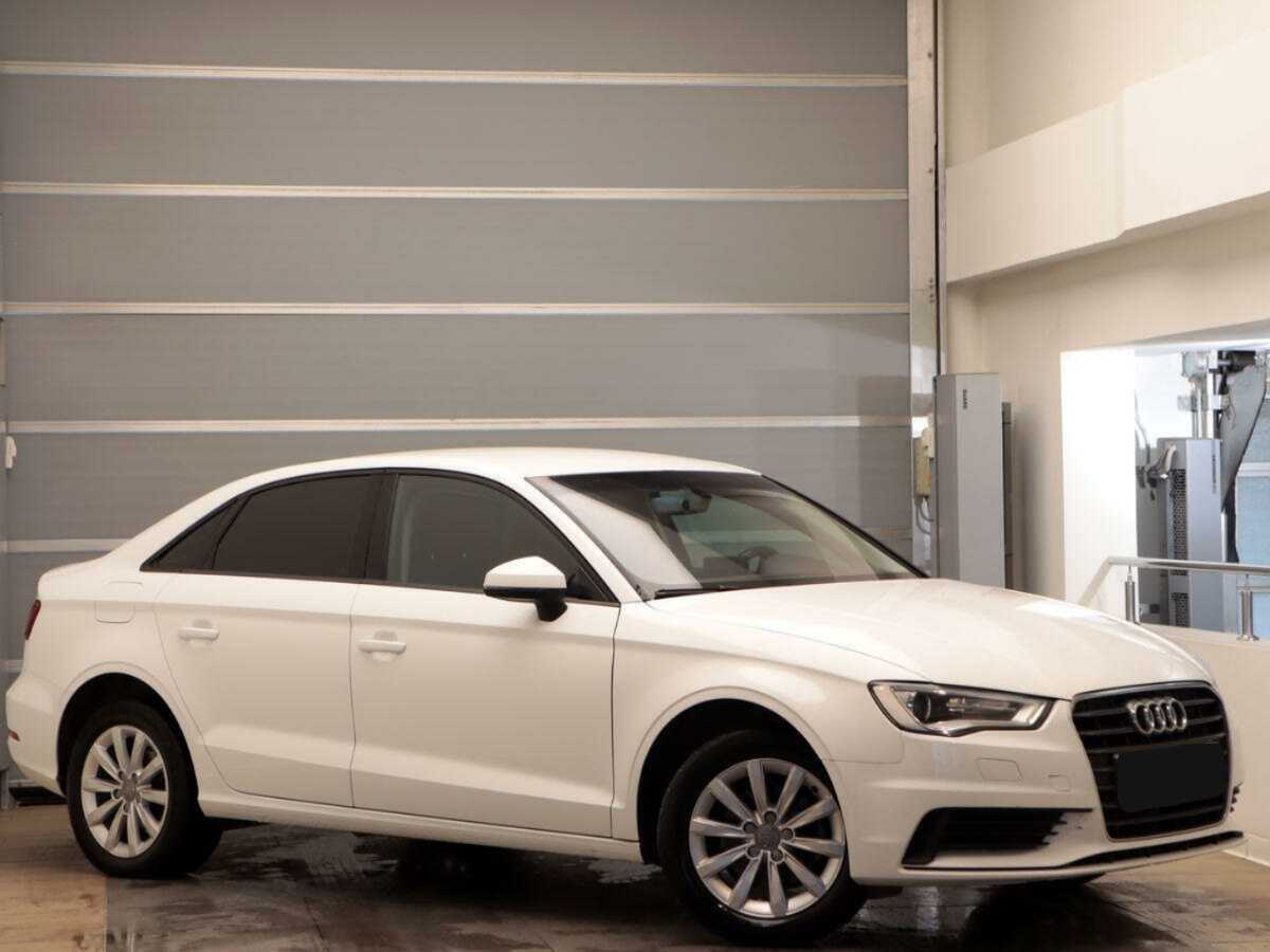 Купить Audi A3 с пробегом. Фото: #2