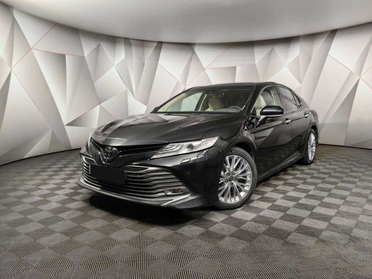 Купить Toyota Camry с пробегом. Фото: #0