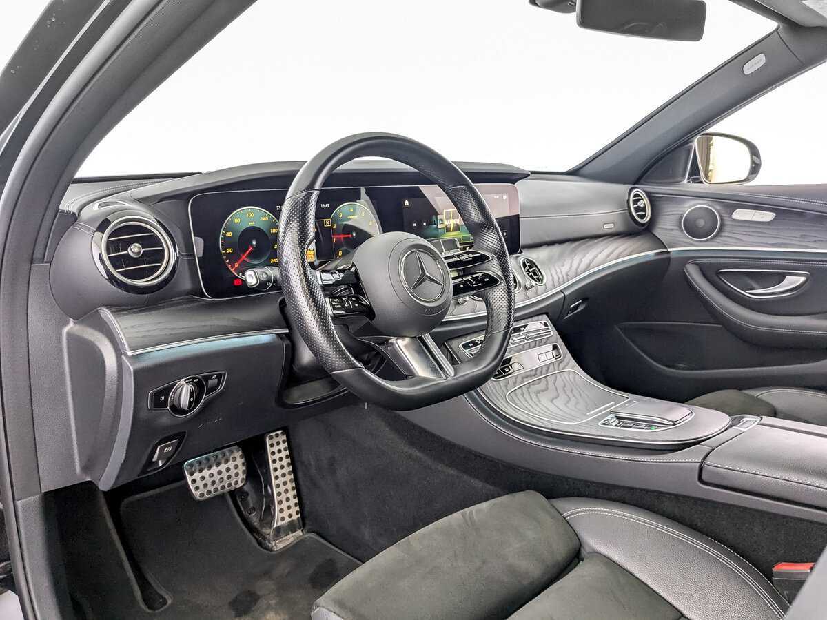 Купить Mercedes-Benz E-Класс с пробегом. Фото: #13