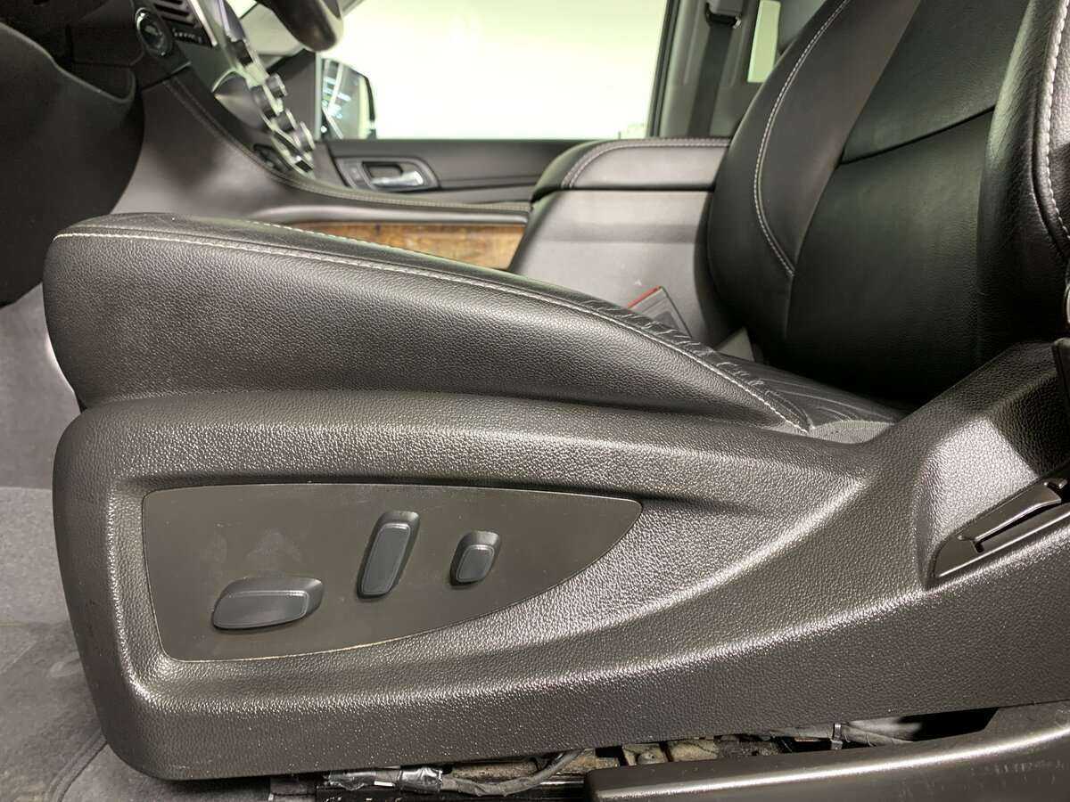 Купить Chevrolet Tahoe с пробегом. Фото: #13