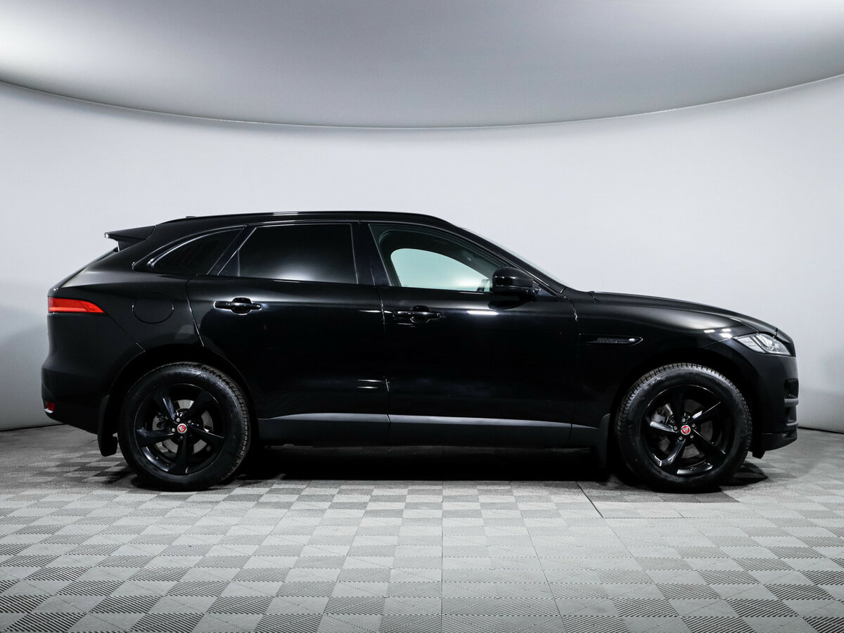 Купить Jaguar F-Pace с пробегом. Фото: #3