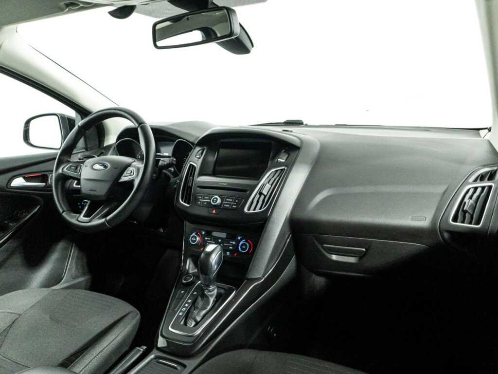 Купить Ford Focus с пробегом. Фото: #8