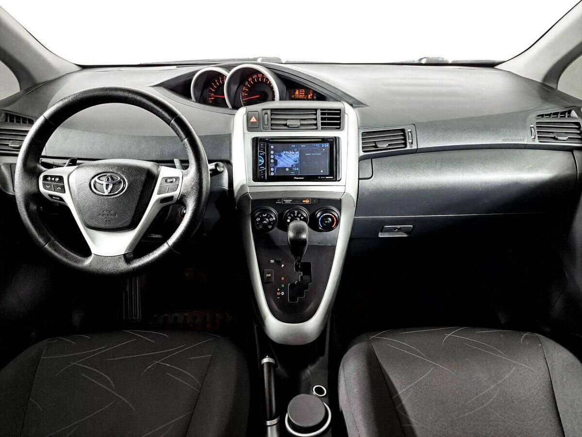 Купить Toyota Verso с пробегом. Фото: #11