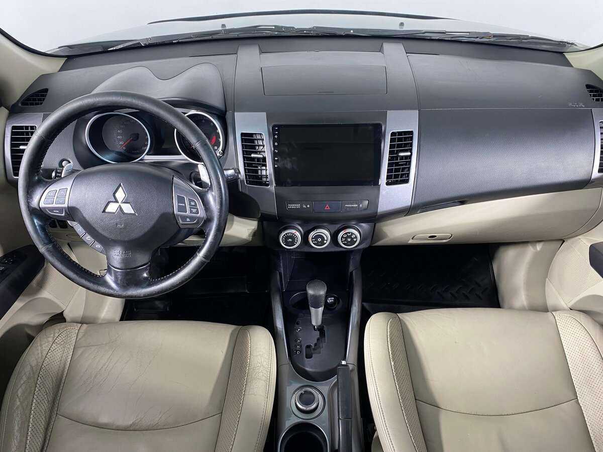 Купить Mitsubishi Outlander с пробегом. Фото: #8