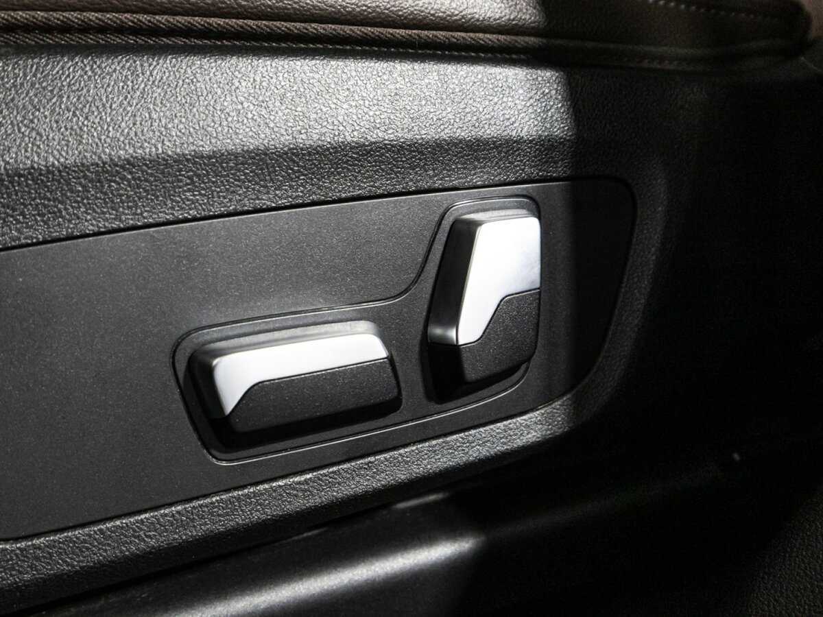 Купить BMW X4 с пробегом. Фото: #16