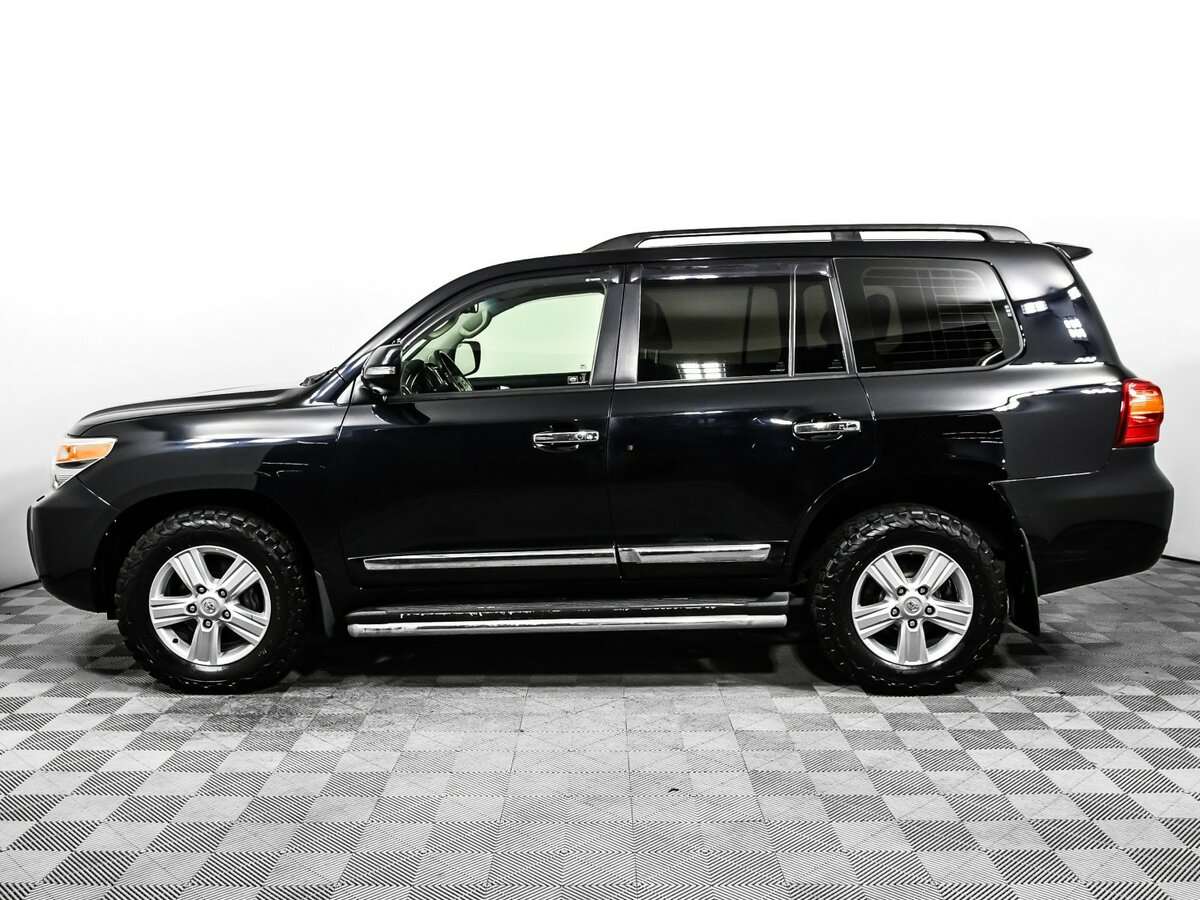 Купить Toyota Land Cruiser с пробегом. Фото: #7