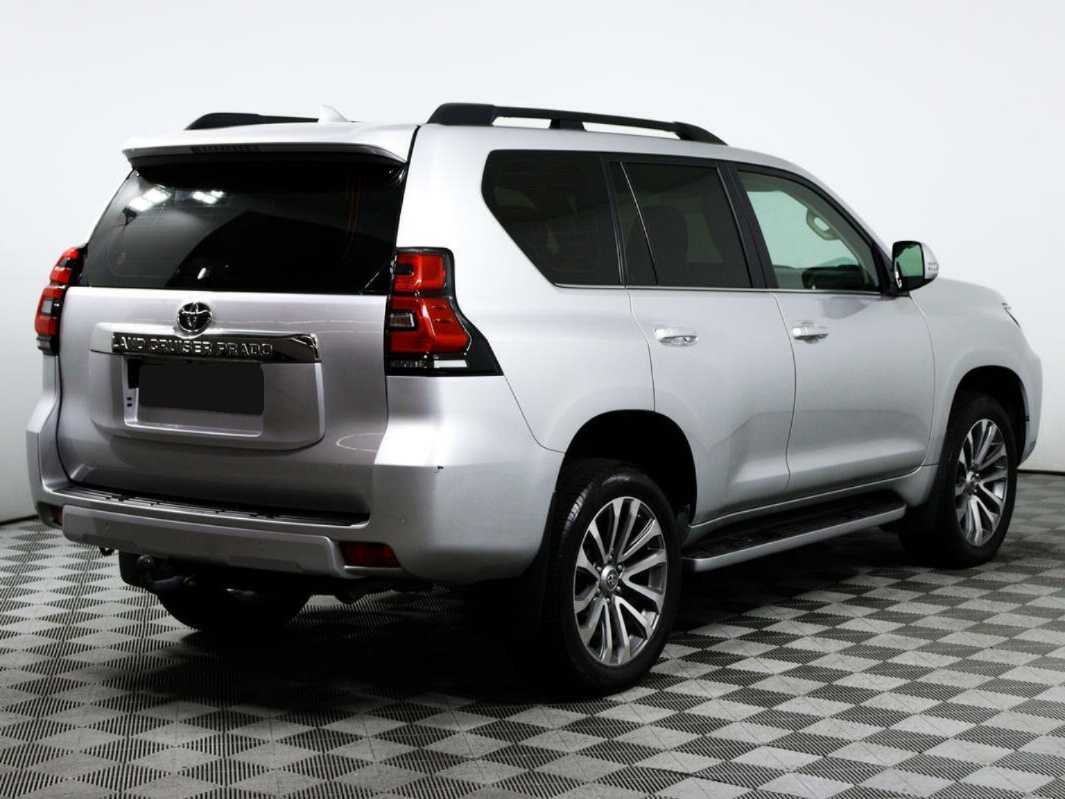 Купить Toyota Land Cruiser Prado с пробегом. Фото: #4
