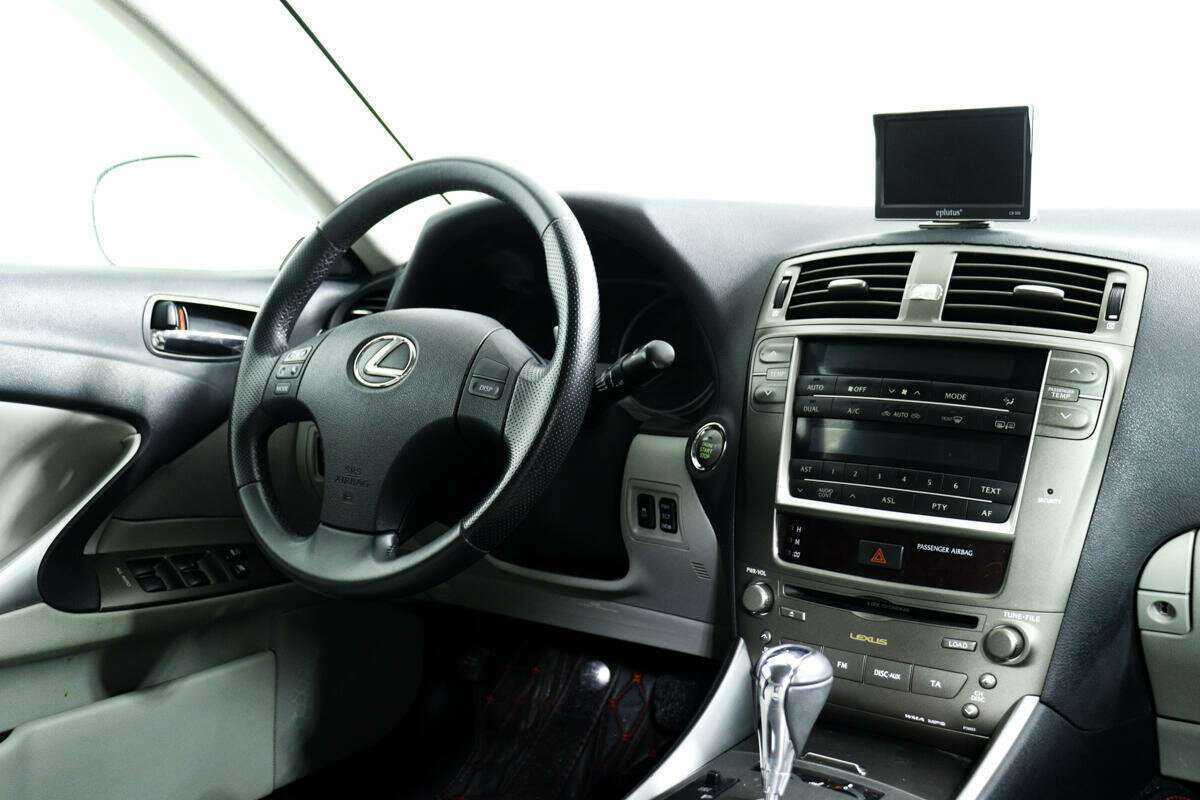 Купить Lexus IS с пробегом. Фото: #8