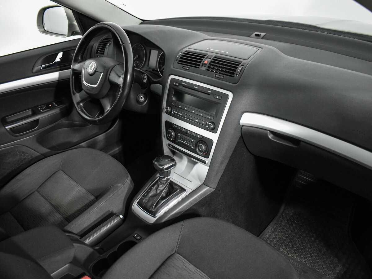 Купить Skoda Octavia с пробегом. Фото: #11
