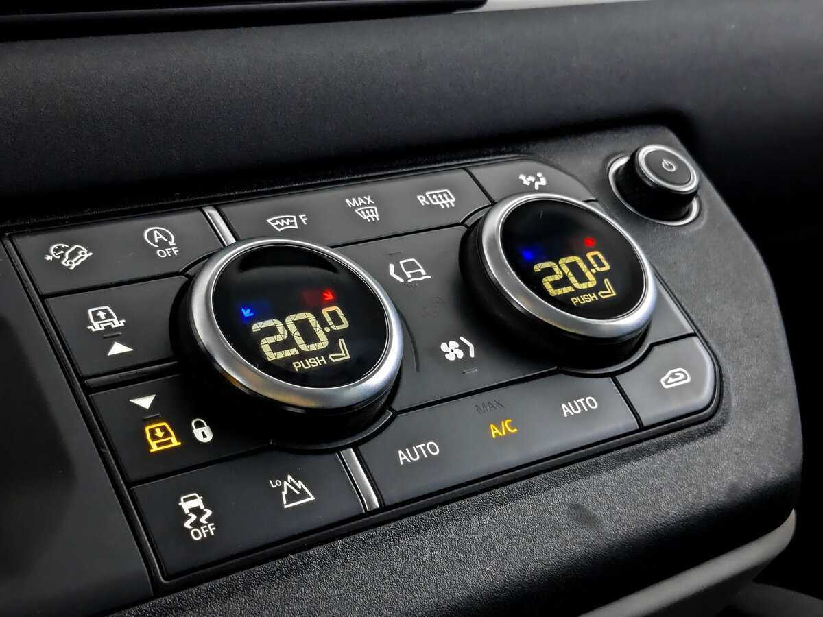 Купить Land Rover Defender с пробегом. Фото: #22