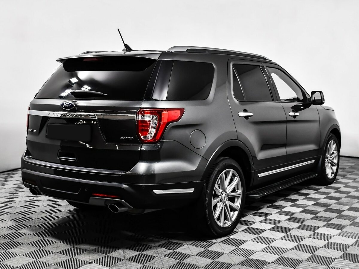 Купить Ford Explorer с пробегом. Фото: #4