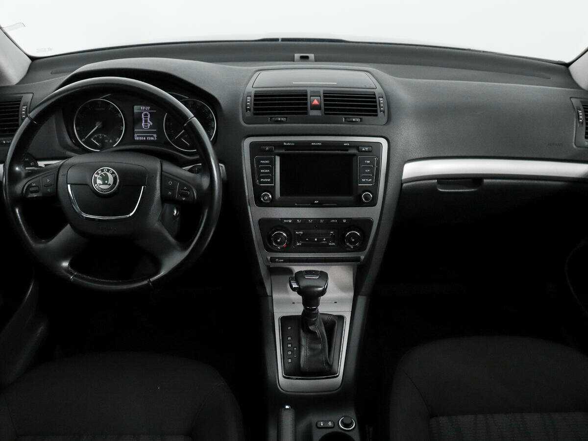 Купить Skoda Octavia с пробегом. Фото: #12