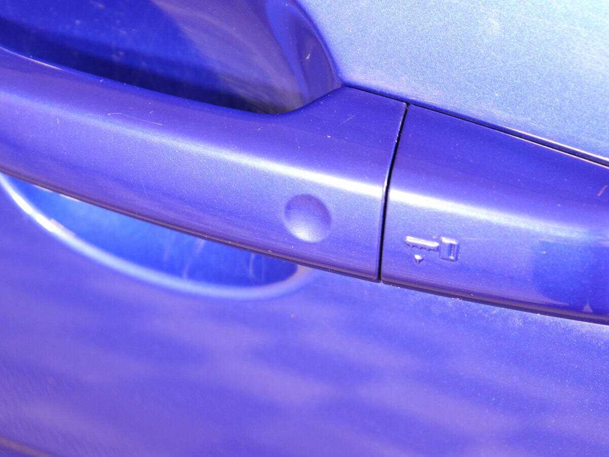 Купить Jaguar XE с пробегом. Фото: #16