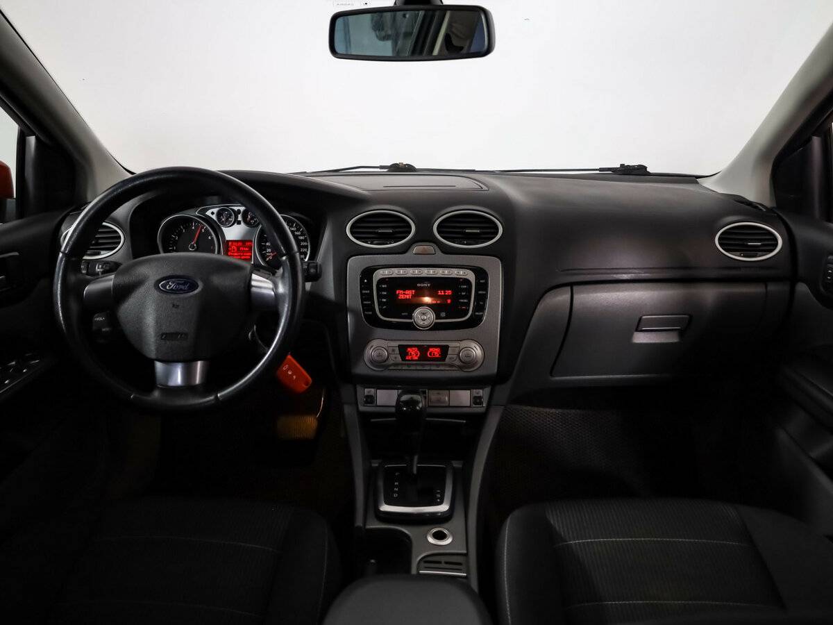 Купить Ford Focus с пробегом. Фото: #4