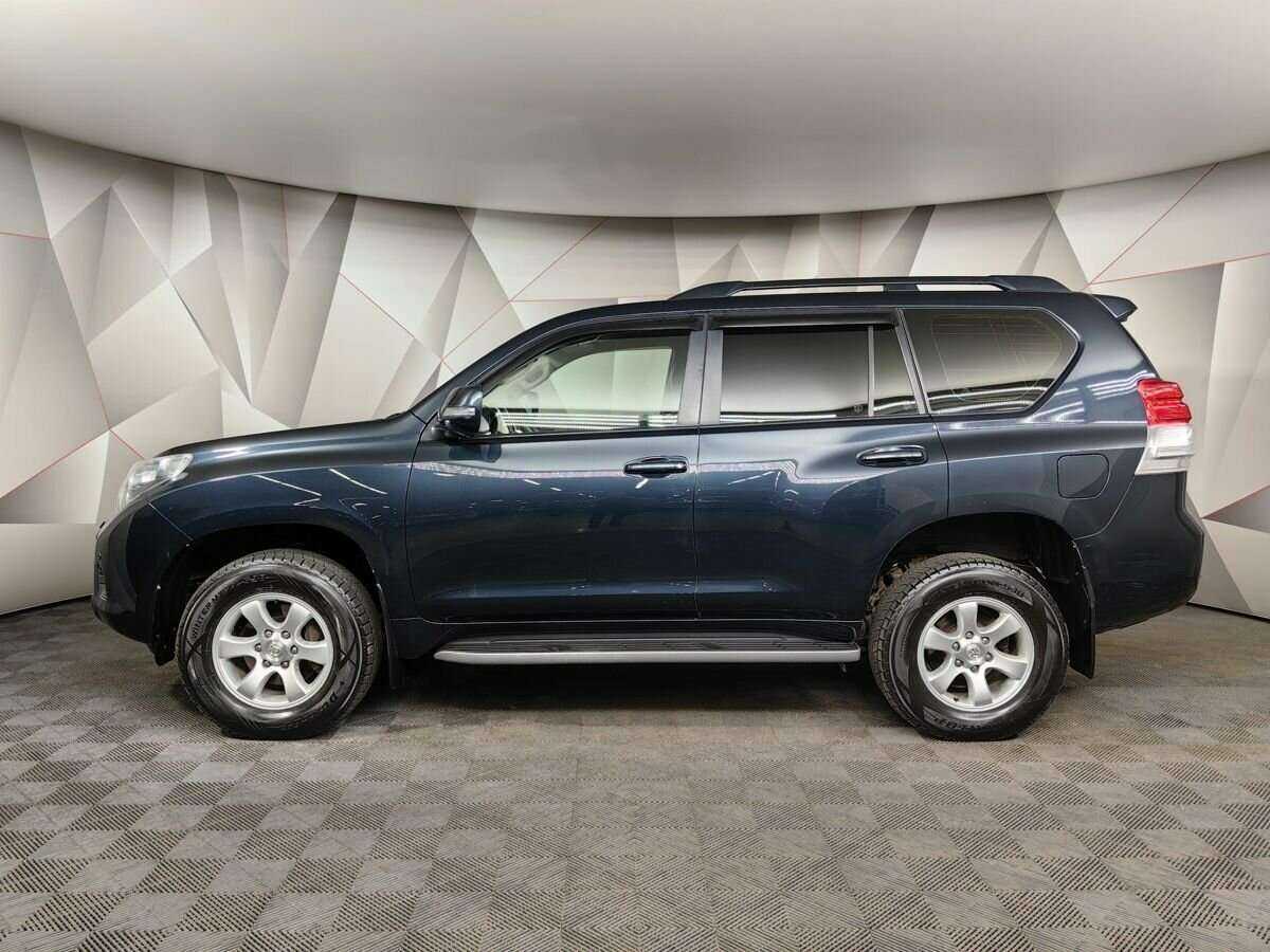 Купить Toyota Land Cruiser Prado с пробегом. Фото: #4