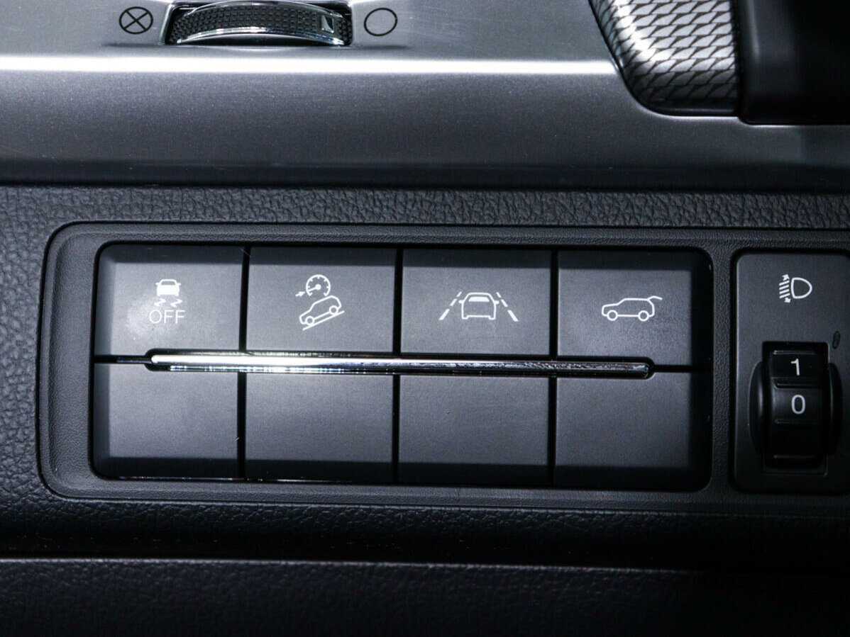 Купить SsangYong Rexton с пробегом. Фото: #17