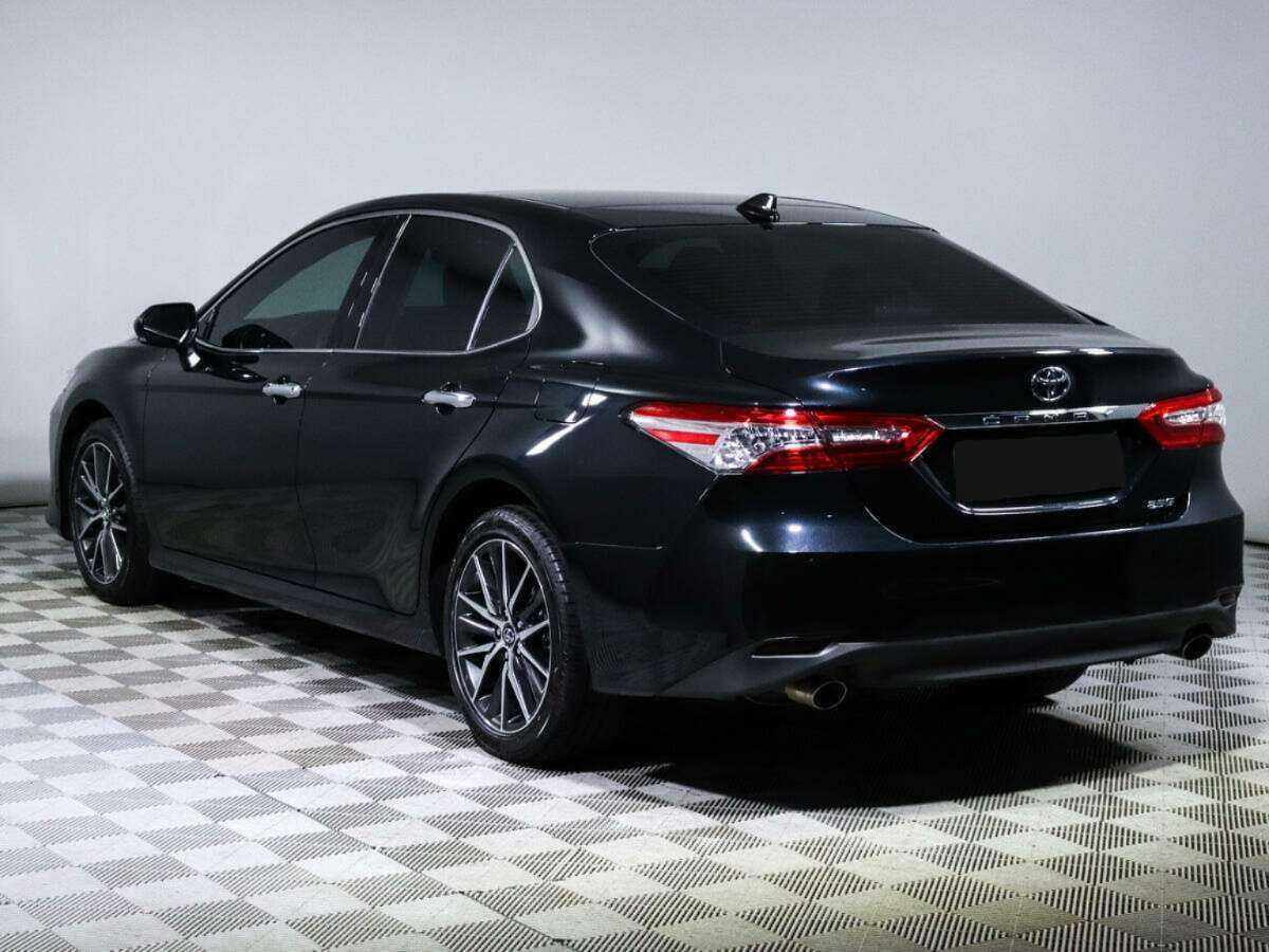 Купить Toyota Camry с пробегом. Фото: #5