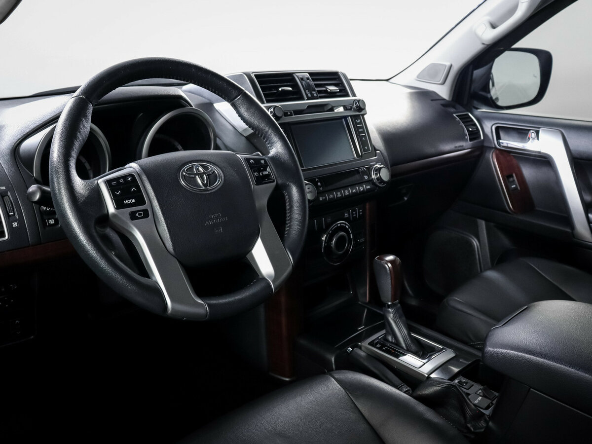 Купить Toyota Land Cruiser Prado с пробегом. Фото: #9