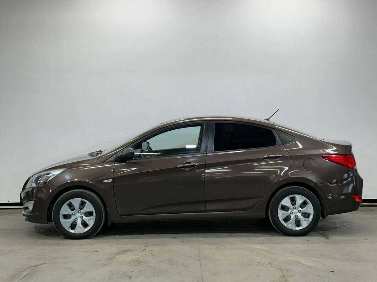 Купить Hyundai Solaris с пробегом. Фото: #7