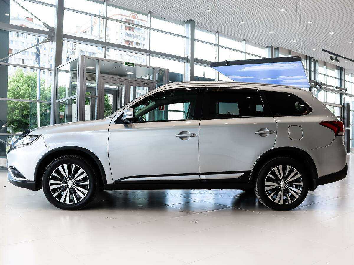 Купить Mitsubishi Outlander с пробегом. Фото: #7