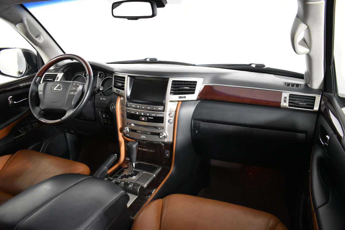 Купить Lexus LX с пробегом. Фото: #11