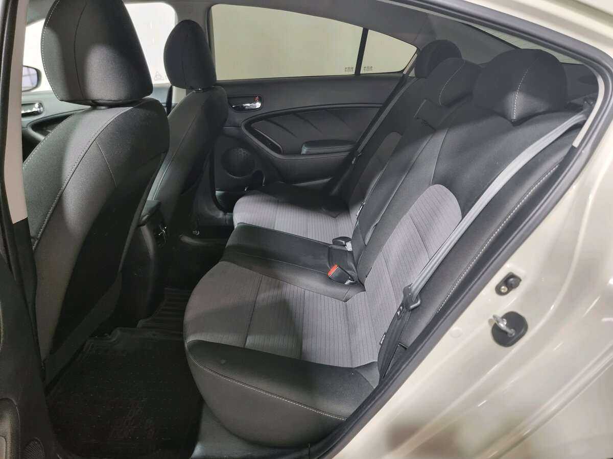 Купить Kia Cerato с пробегом. Фото: #5