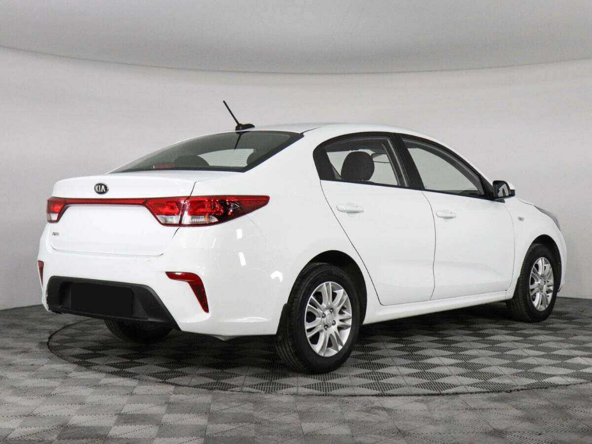 Купить Kia Rio с пробегом. Фото: #4