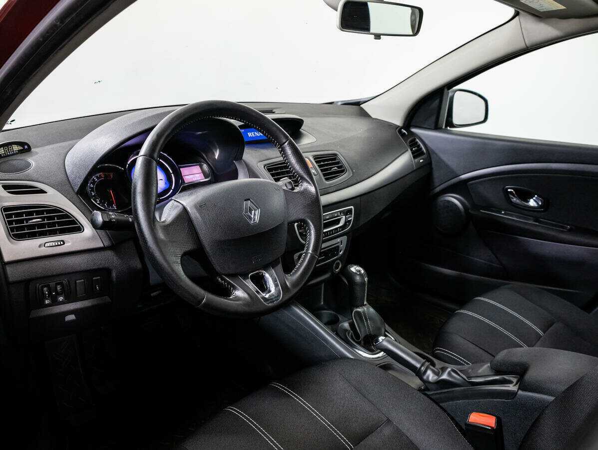 Купить Renault Megane с пробегом. Фото: #8