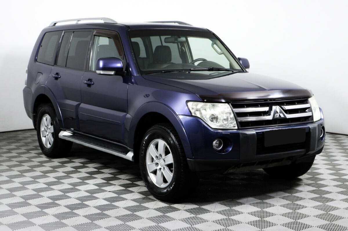 Купить Mitsubishi Pajero с пробегом. Фото: #2