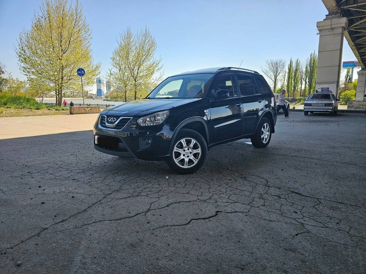 Купить Chery Tiggo (T11) с пробегом. Посмотреть фото
