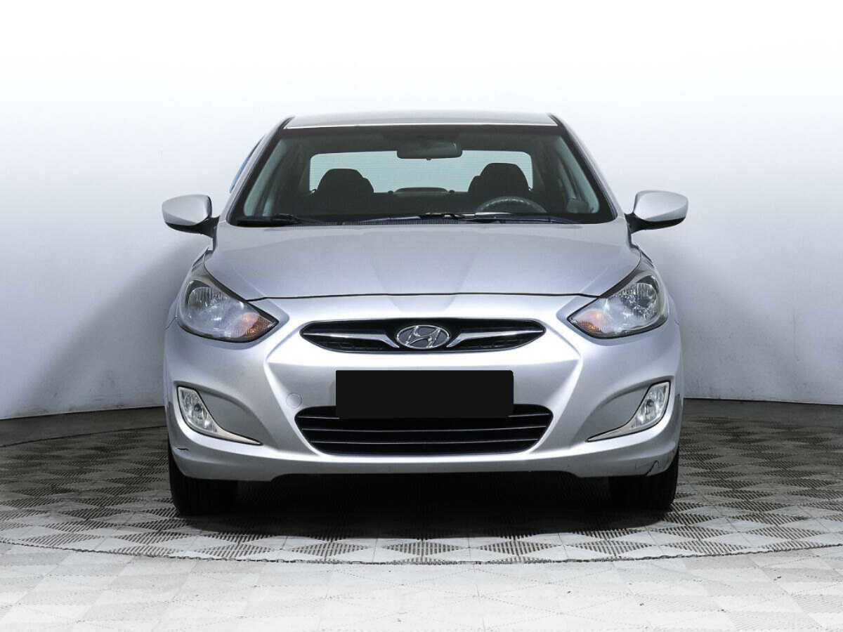 Купить Hyundai Solaris с пробегом. Фото: #0