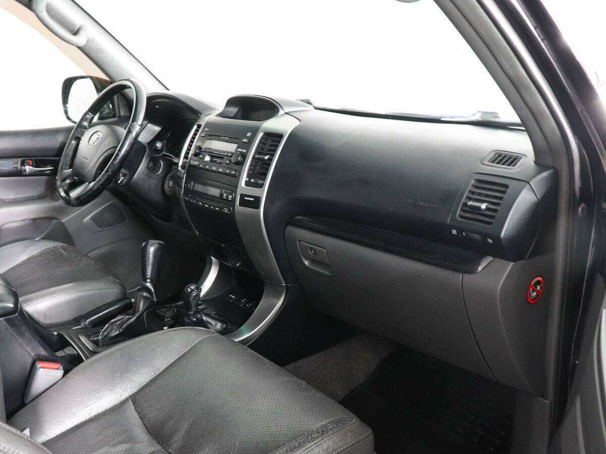 Купить Toyota Land Cruiser Prado с пробегом. Фото: #5