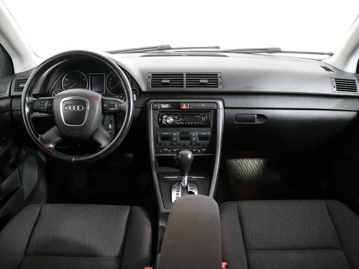 Купить Audi A4 с пробегом. Фото: #10
