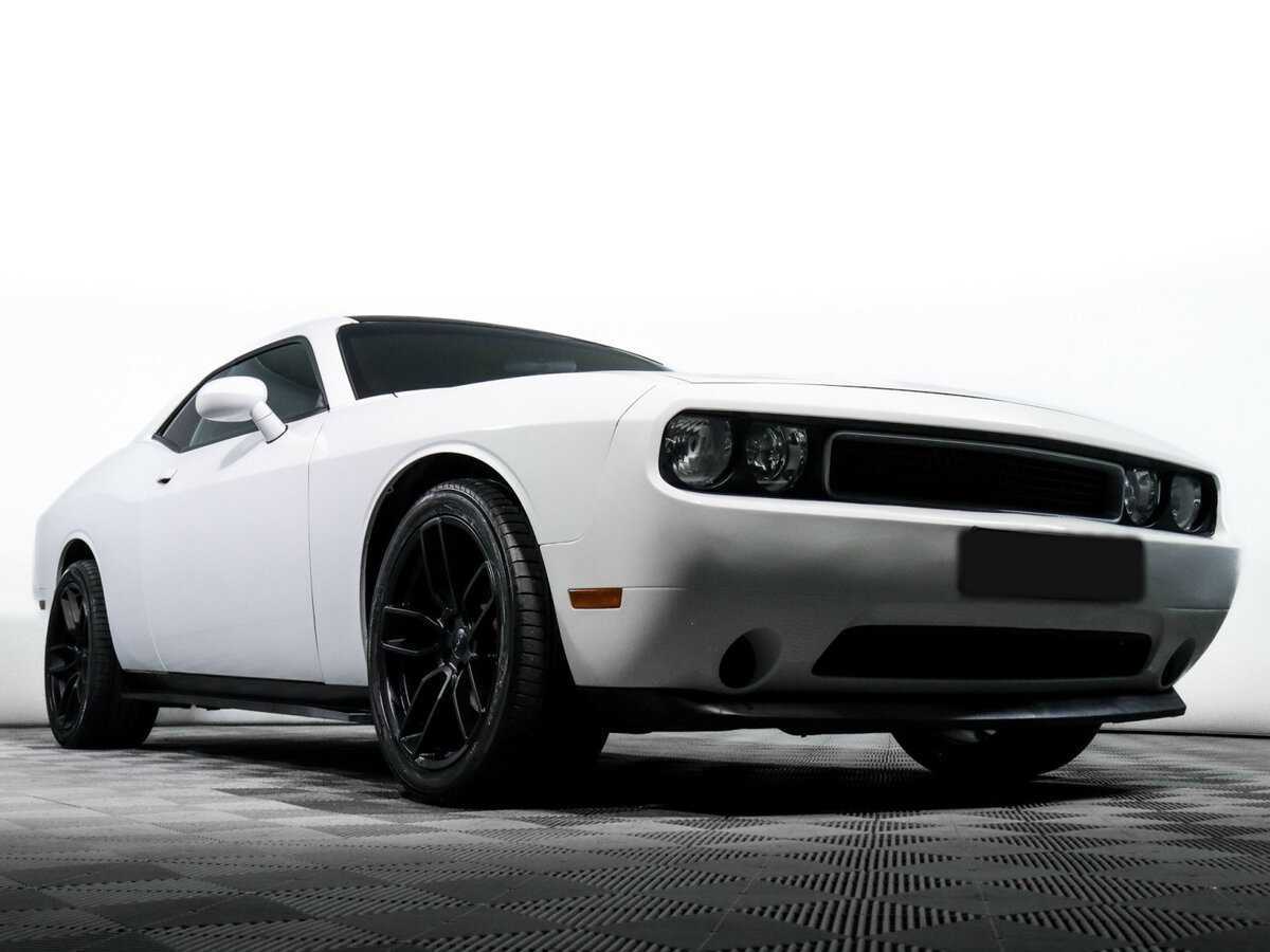 Купить Dodge Challenger с пробегом. Фото: #14