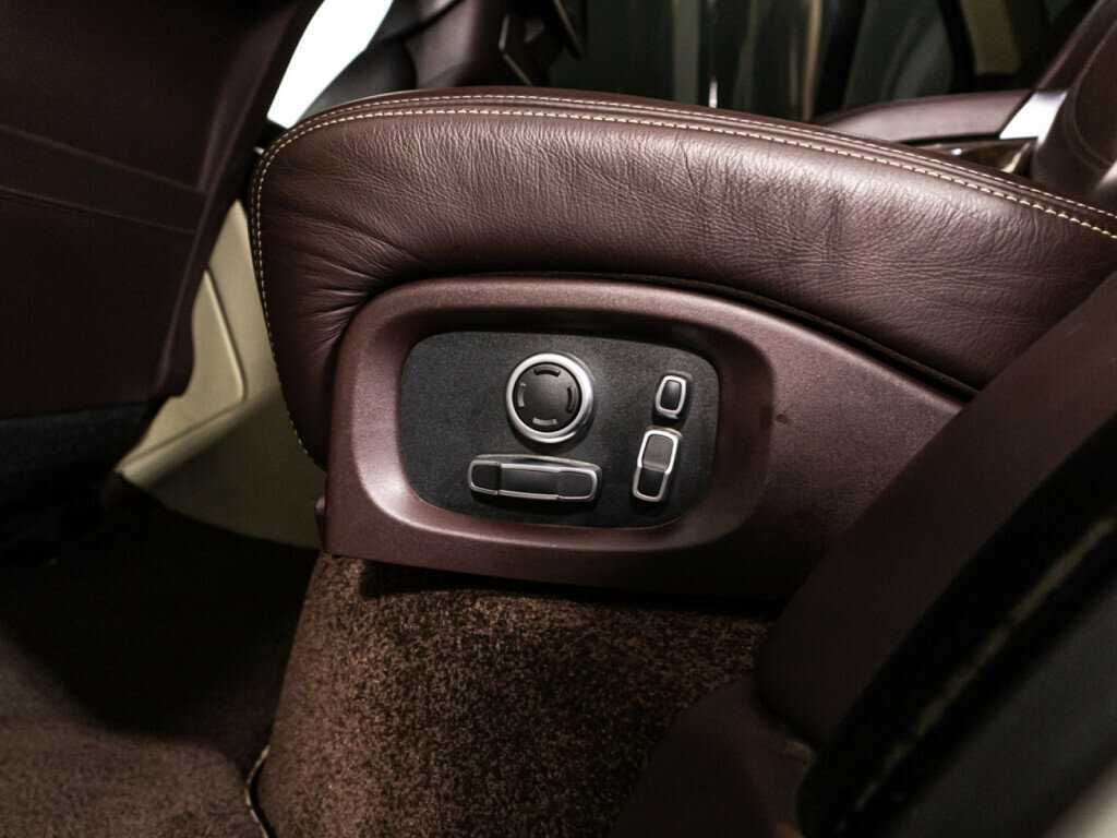 Купить Land Rover Range Rover с пробегом. Фото: #18