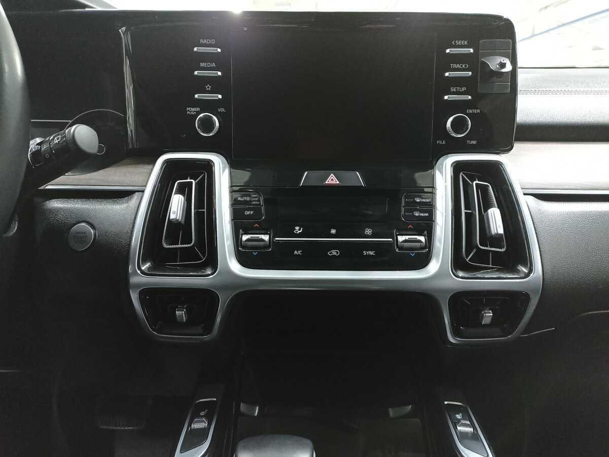 Купить Kia Sorento с пробегом. Фото: #14