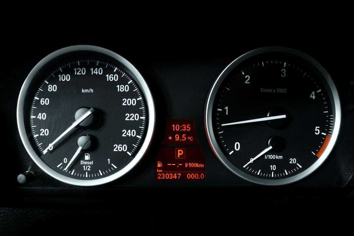 Купить BMW X6 с пробегом. Фото: #9