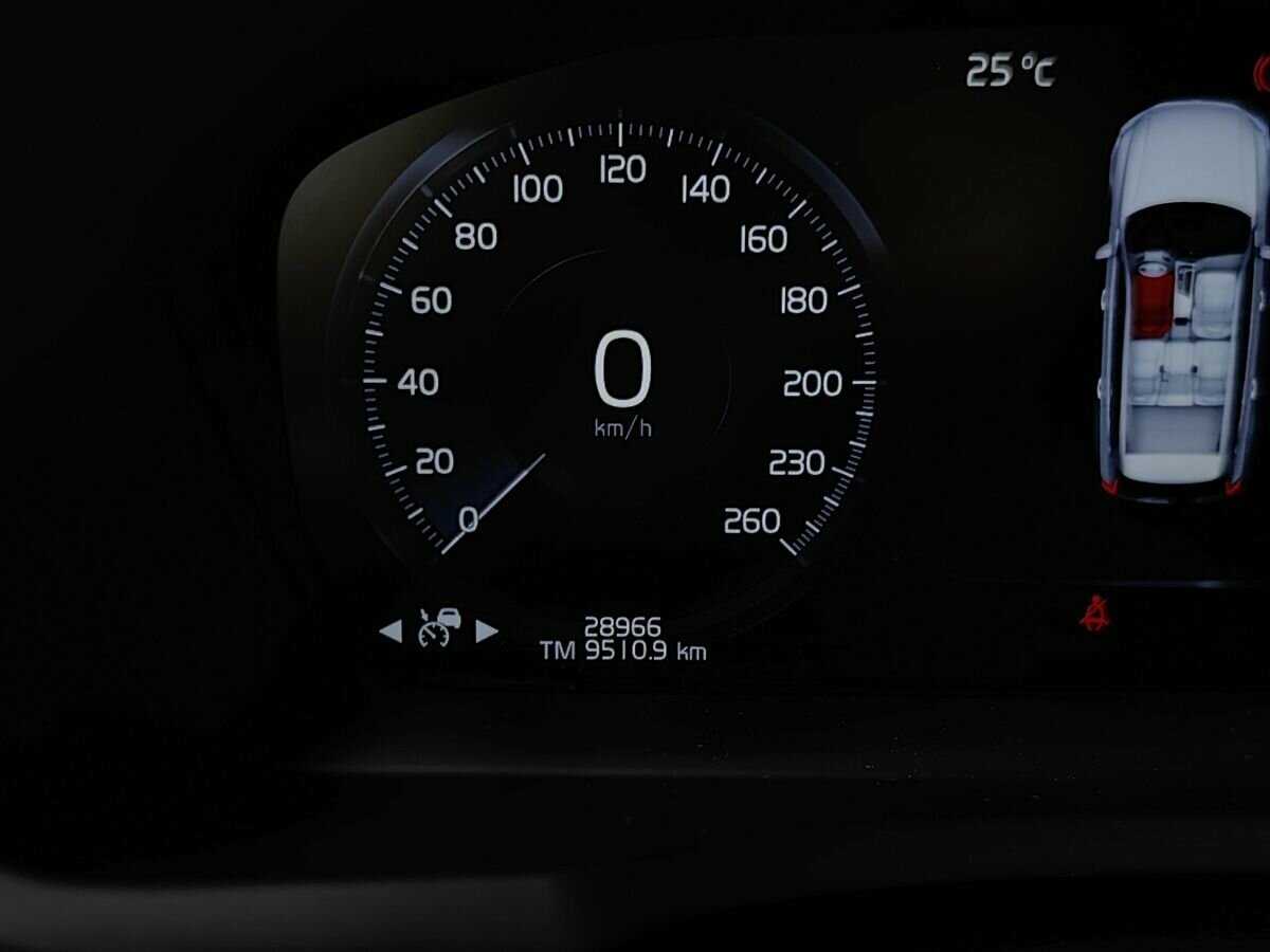 Купить Volvo XC90 с пробегом. Фото: #15