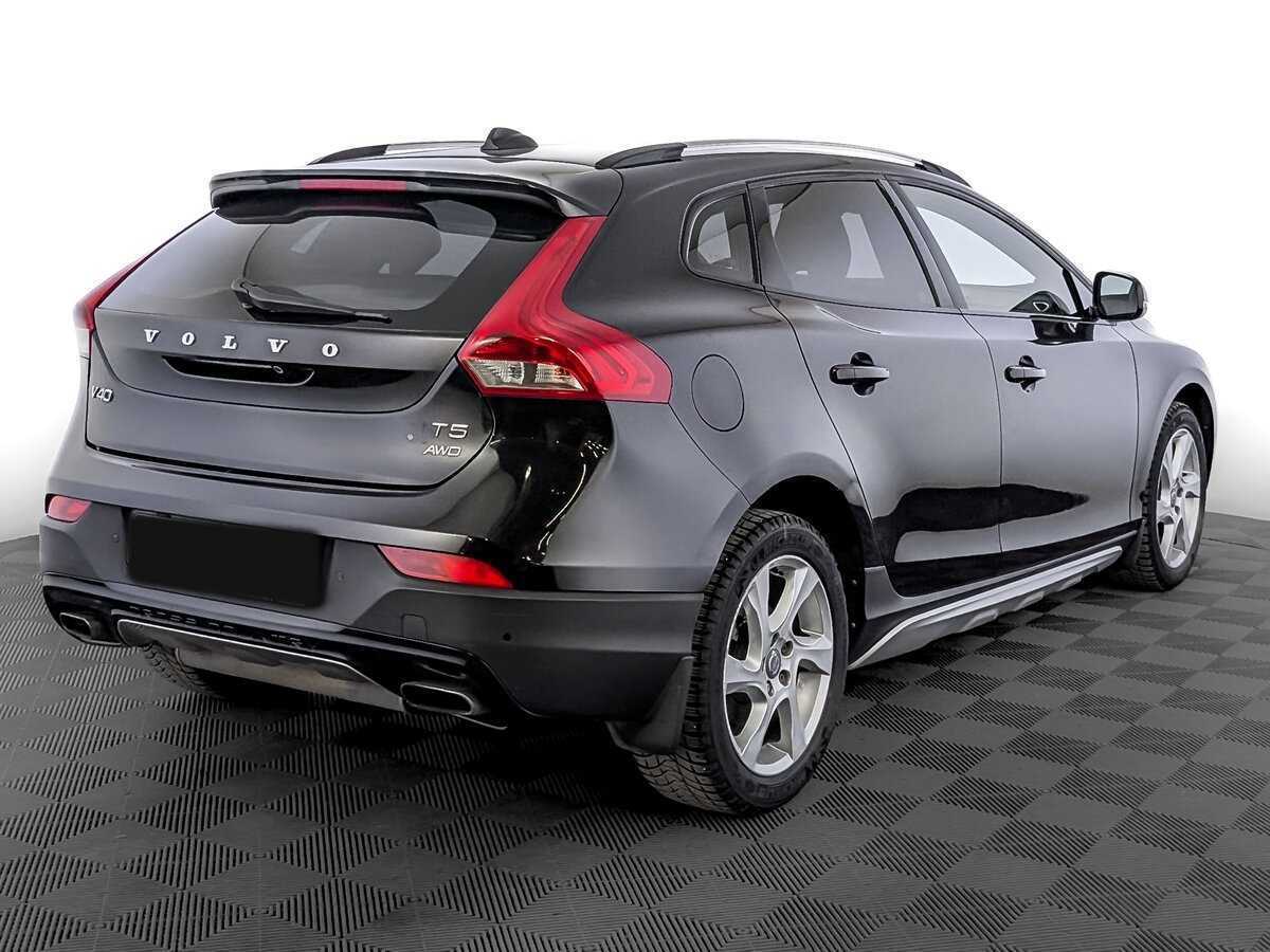 Купить Volvo V40 с пробегом. Фото: #4