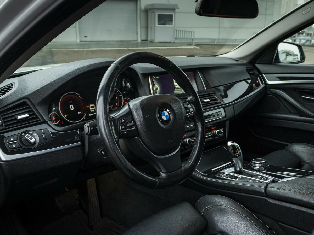 Купить BMW 5 серии с пробегом. Фото: #10
