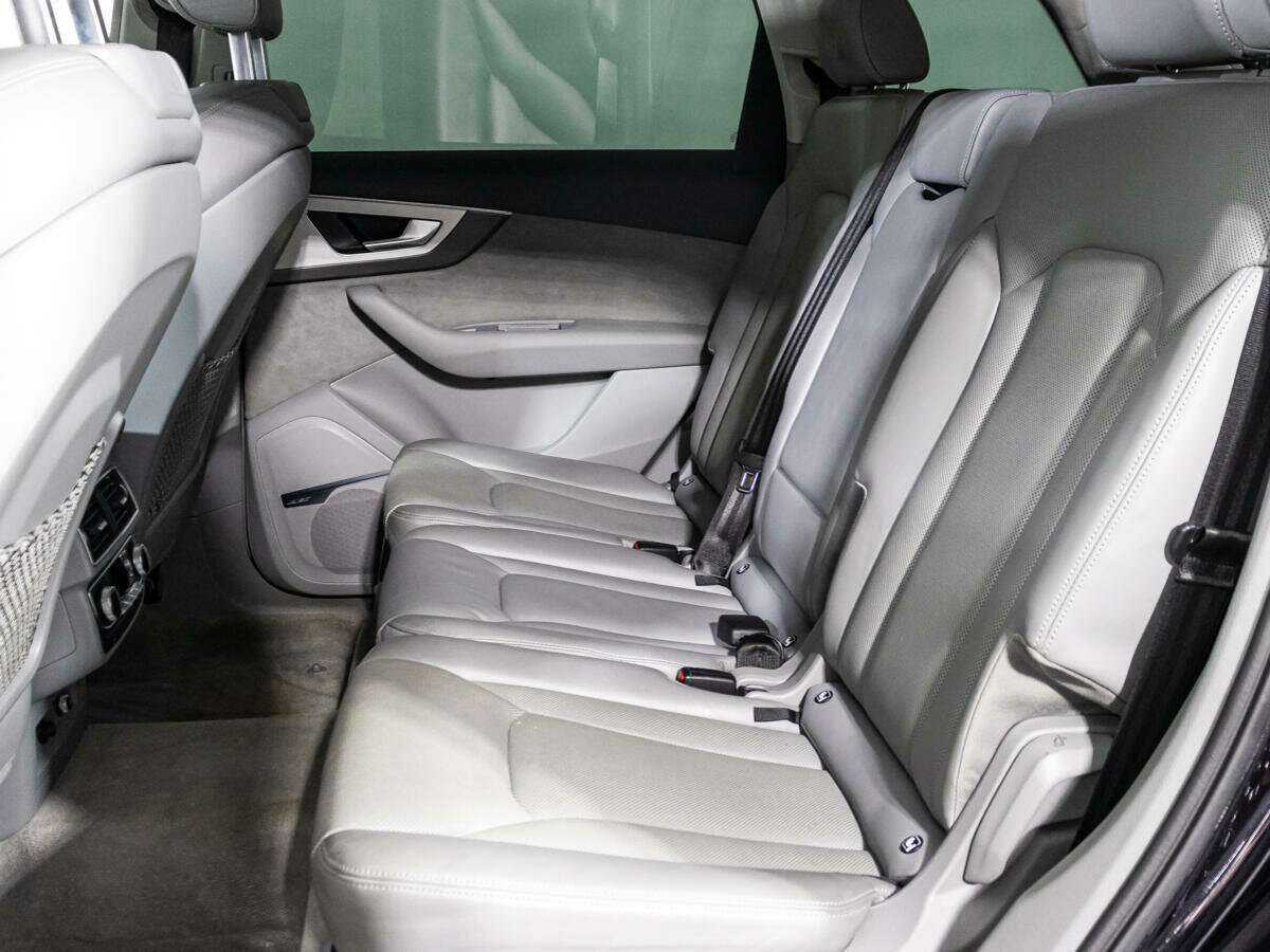 Купить Audi Q7 с пробегом. Фото: #9