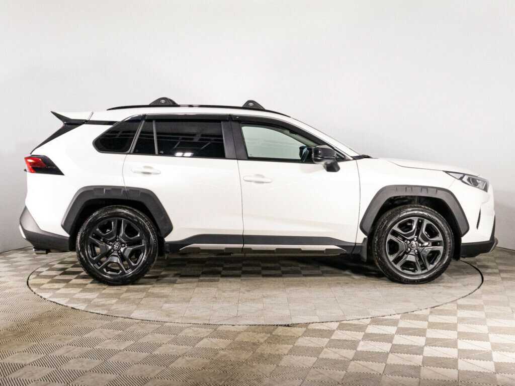 Купить Toyota RAV4 с пробегом. Фото: #3