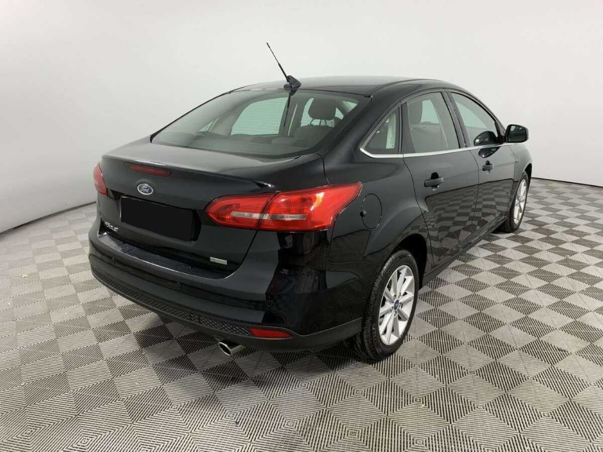 Купить Ford Focus с пробегом. Фото: #4