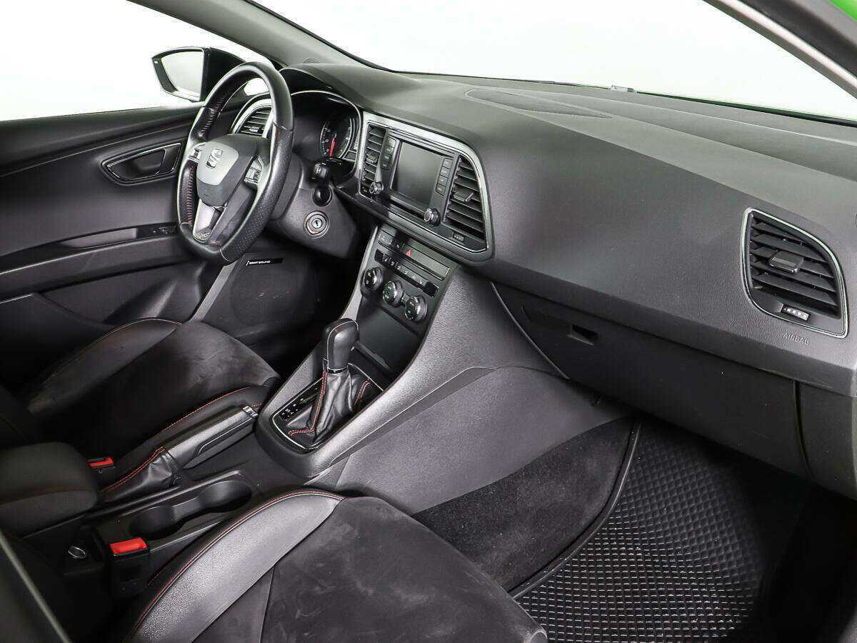 Купить SEAT Leon с пробегом. Фото: #4