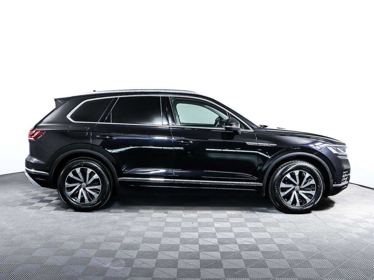 Купить Volkswagen Touareg с пробегом. Фото: #3