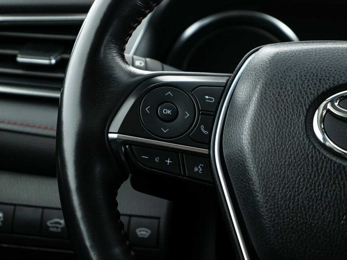 Купить Toyota Camry с пробегом. Фото: #22