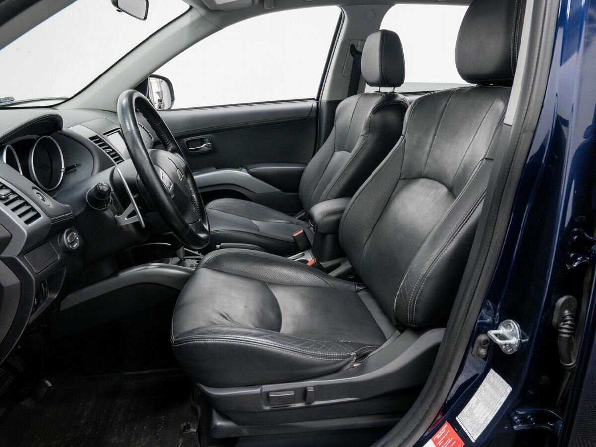 Купить Mitsubishi Outlander с пробегом. Фото: #12