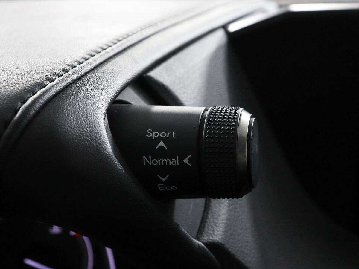 Купить Lexus ES с пробегом. Фото: #15