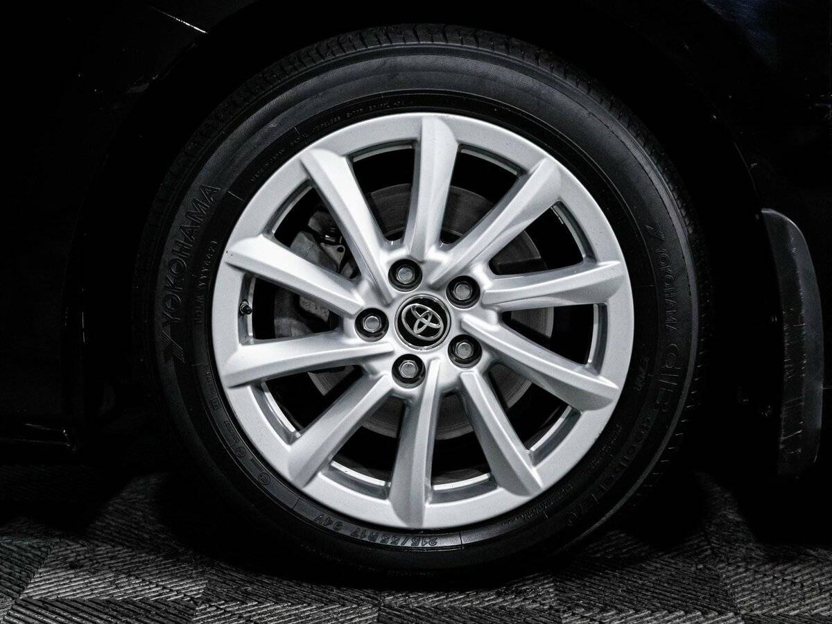 Купить Toyota Camry с пробегом. Фото: #14